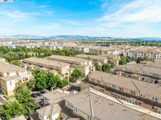 Photo #2: 41030016 Listing 