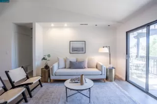 Photo #3: 41030053 Listing 