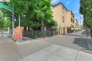 Photo #1: 41030095 Listing 