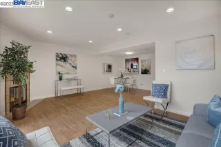 Photo #6: 41030134 Listing 