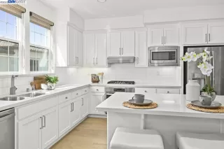 Photo #2: 41030162 Listing 