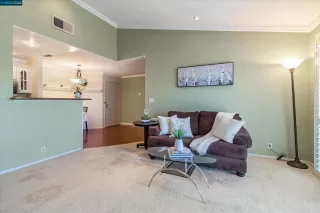 Photo #3: 41030195 Listing