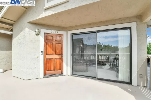 MLS: 41030207 Condo For Sale