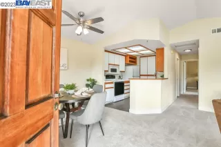 Photo #1: 41030207 Listing