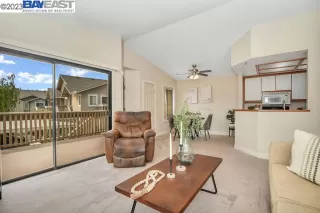 Photo #3: 41030207 Listing