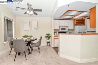 Photo #4: 41030207 Listing