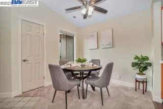 Photo #5: 41030207 Listing