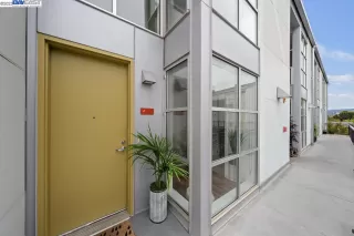 Photo #3: 41030212 Listing