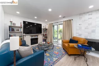 Photo #4: 41030221 Listing