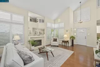 Photo #4: 41030233 Listing