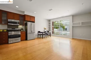 Photo #6: 41030234 Listing 