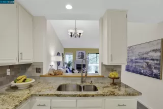 Photo #4: 41030247 Listing