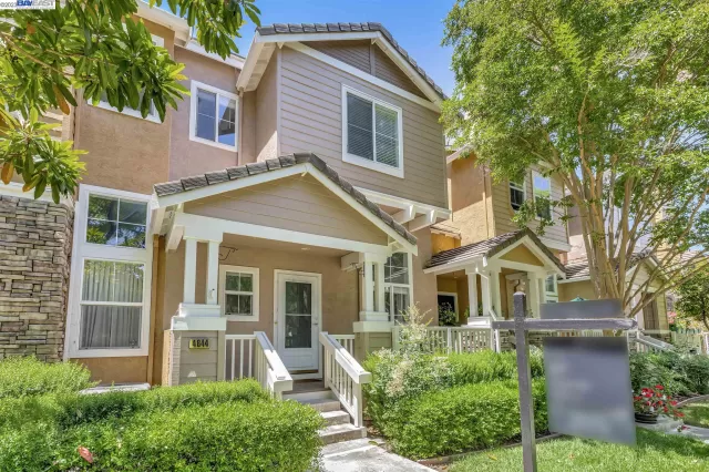 MLS: 41030265 Condo For Sale