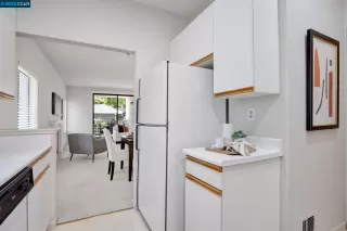 Photo #5: 41030267 Listing