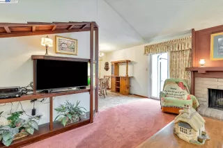 Photo #4: 41030280 Listing