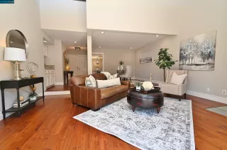 Photo #6: 41030292 Listing