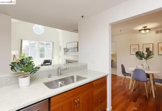 Photo #5: 41030317 Listing