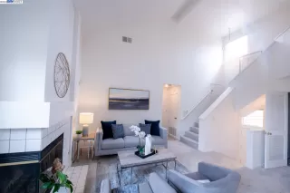 Photo #5: 41030341 Listing 