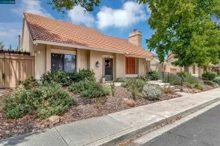 Photo #1: 41030393 Listing