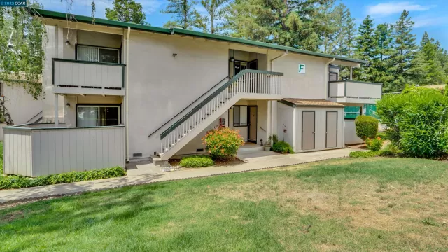 MLS: 41030414 Condo For Sale