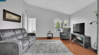 Photo #6: 41030414 Listing 