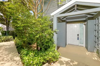 Photo #2: 41030421 Listing