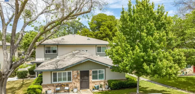 MLS: 41030428 Condo For Sale