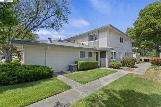 Photo #2: 41030428 Listing