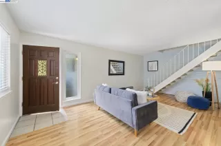 Photo #3: 41030428 Listing