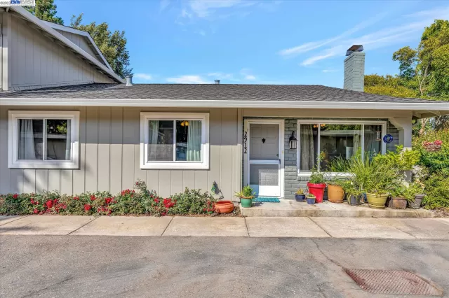 MLS: 41030434 Condo For Sale