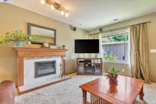 Photo #6: 41030434 Listing 