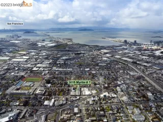 Photo #6: 41030442 Listing