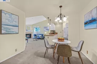 Photo #5: 41030444 Listing