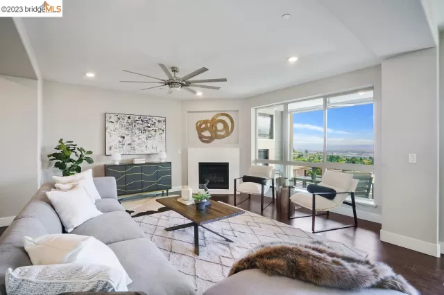 MLS: 41030449 Condo For Sale