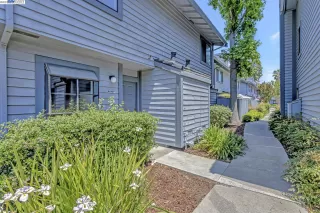 Photo #2: 41030464 Listing