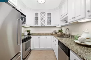 Photo #6: 41030496 Listing