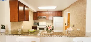 Photo #4: 41030498 Listing