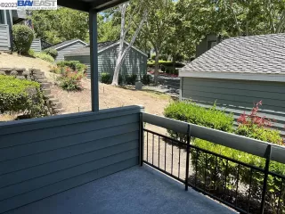 Photo #2: 41030565 Listing