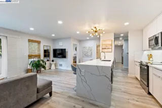 Photo #1: 41030575 Listing 