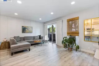 Photo #5: 41030575 Listing 