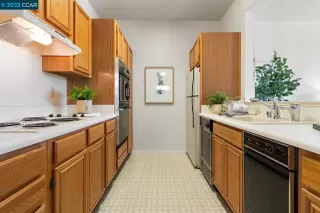 Photo #3: 41030611 Listing