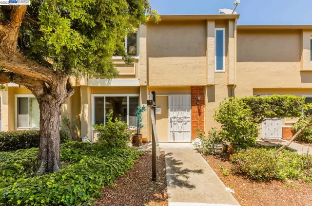 MLS: 41030645 Condo For Sale