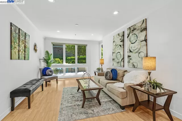 MLS: 41030648 Condo For Sale