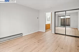 Photo #5: 41030655 Listing