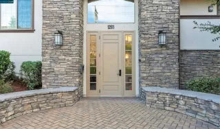 Photo #2: 41030667 Listing