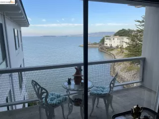 Photo #2: 41030675 Listing 