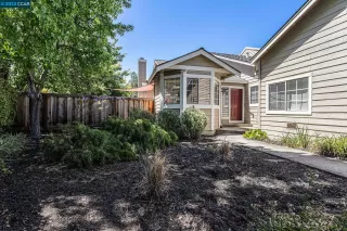 Click for more information on MLS # 41030677 : 301 MEGHAN LN More Details about MLS # 41030677 : 301 MEGHAN LN