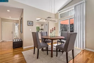 Photo #5: 41030677 Listing
