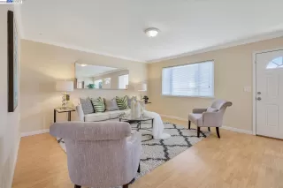 Photo #4: 41030744 Listing