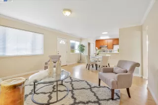 Photo #5: 41030744 Listing